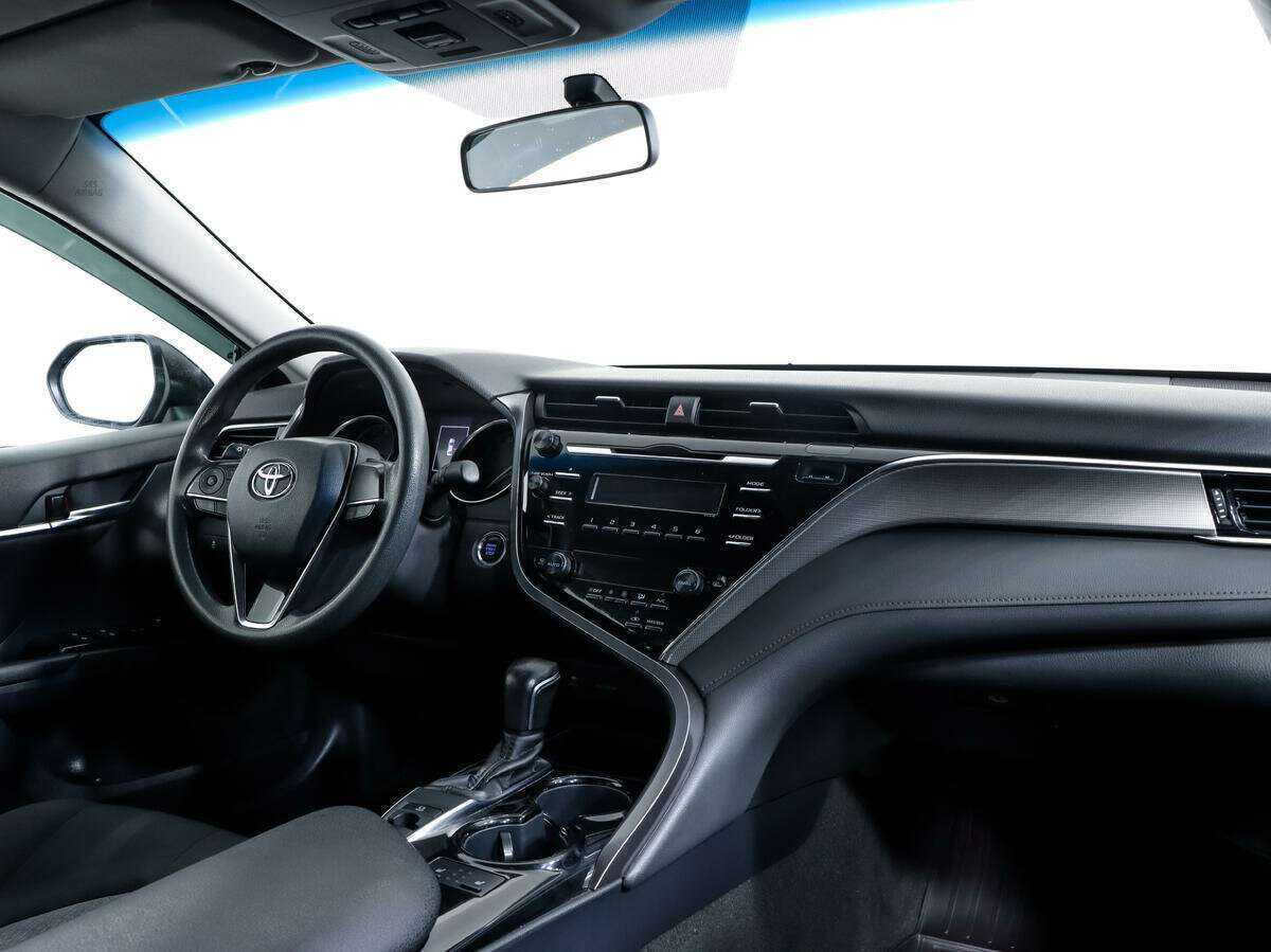 Toyota Camry, 2019 Фото №7