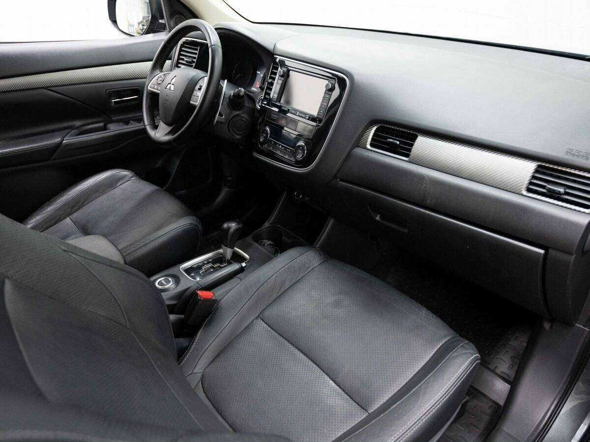 Mitsubishi Outlander, 2013 Фото №11