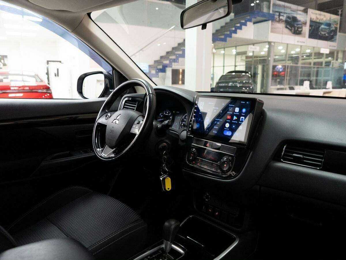 Mitsubishi Outlander, 2018 Фото №18