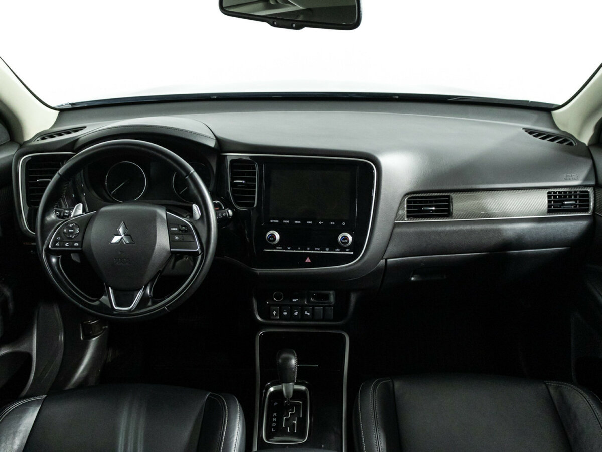 Mitsubishi Outlander III Рестайлинг 3, 2020 Фото №11