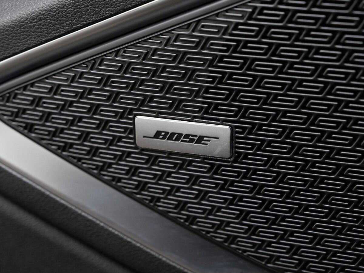 Geely Tugella, 2023 Фото №24