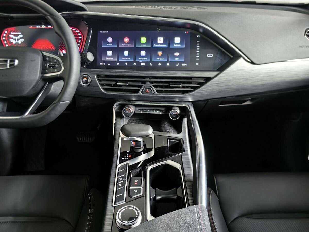 Geely Tugella, 2022 Фото №11