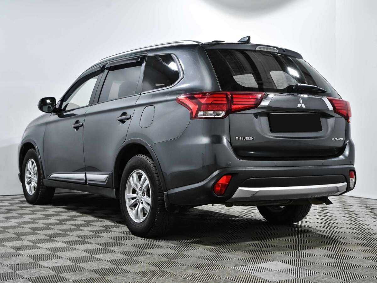 Mitsubishi Outlander, 2018 Фото №6
