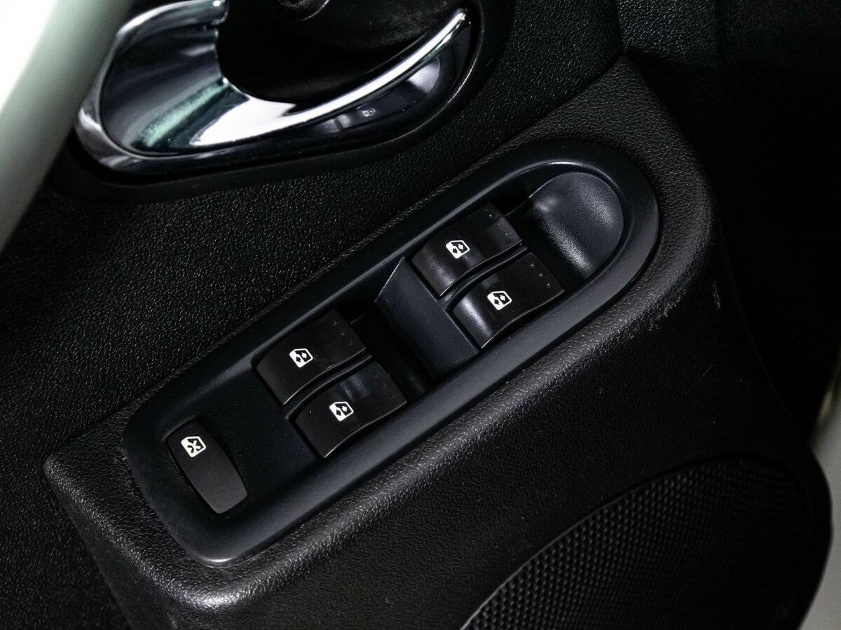 Nissan Terrano III (D10), 2014 Фото №11