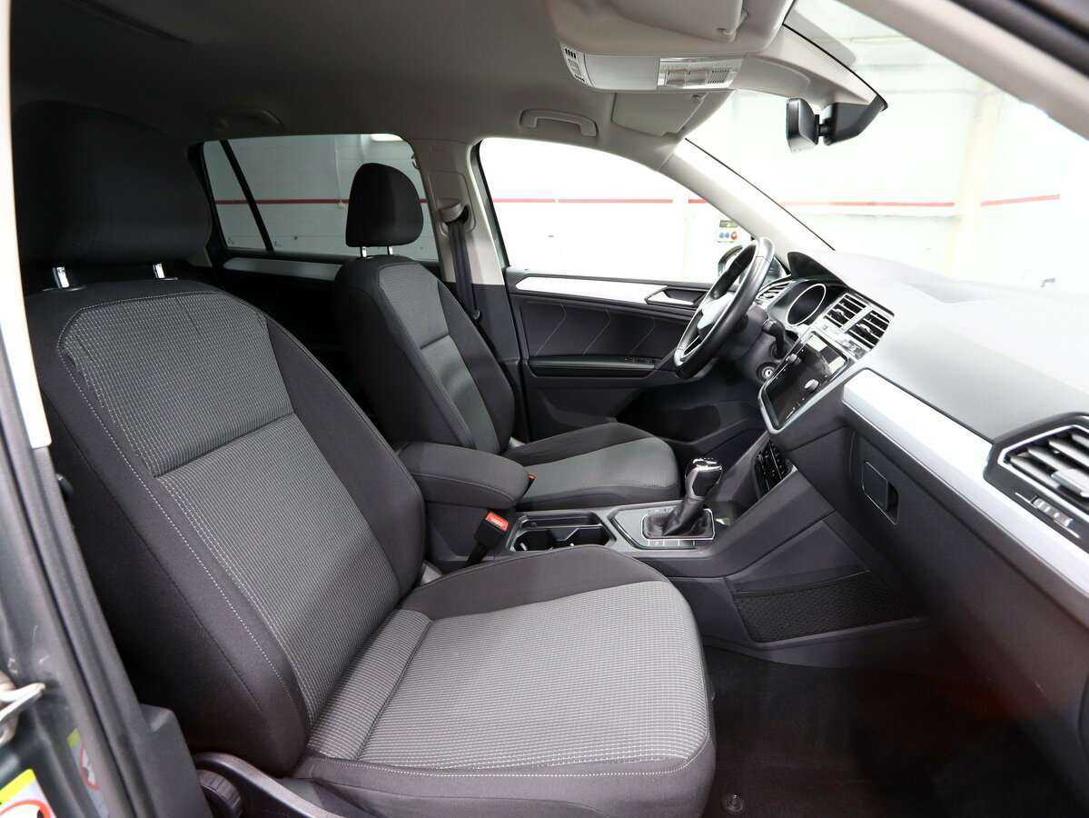 Volkswagen Tiguan, 2021 Фото №8