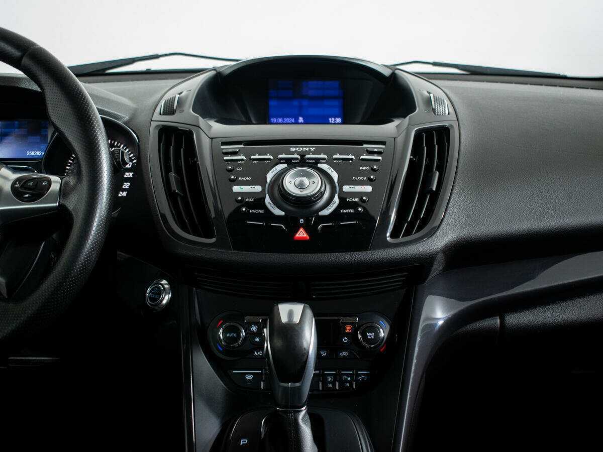 Ford Kuga, 2013 Фото №10