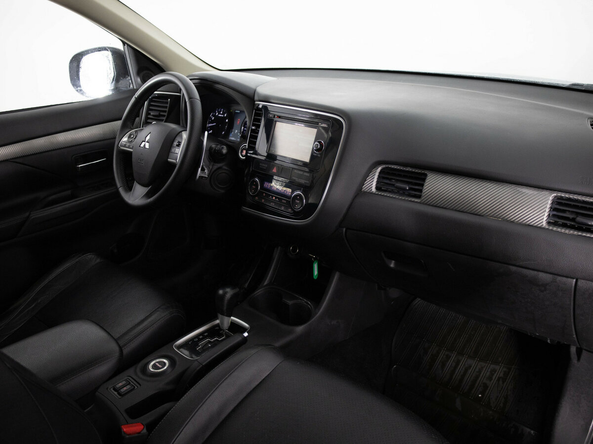 Mitsubishi Outlander III, 2013 Фото №8