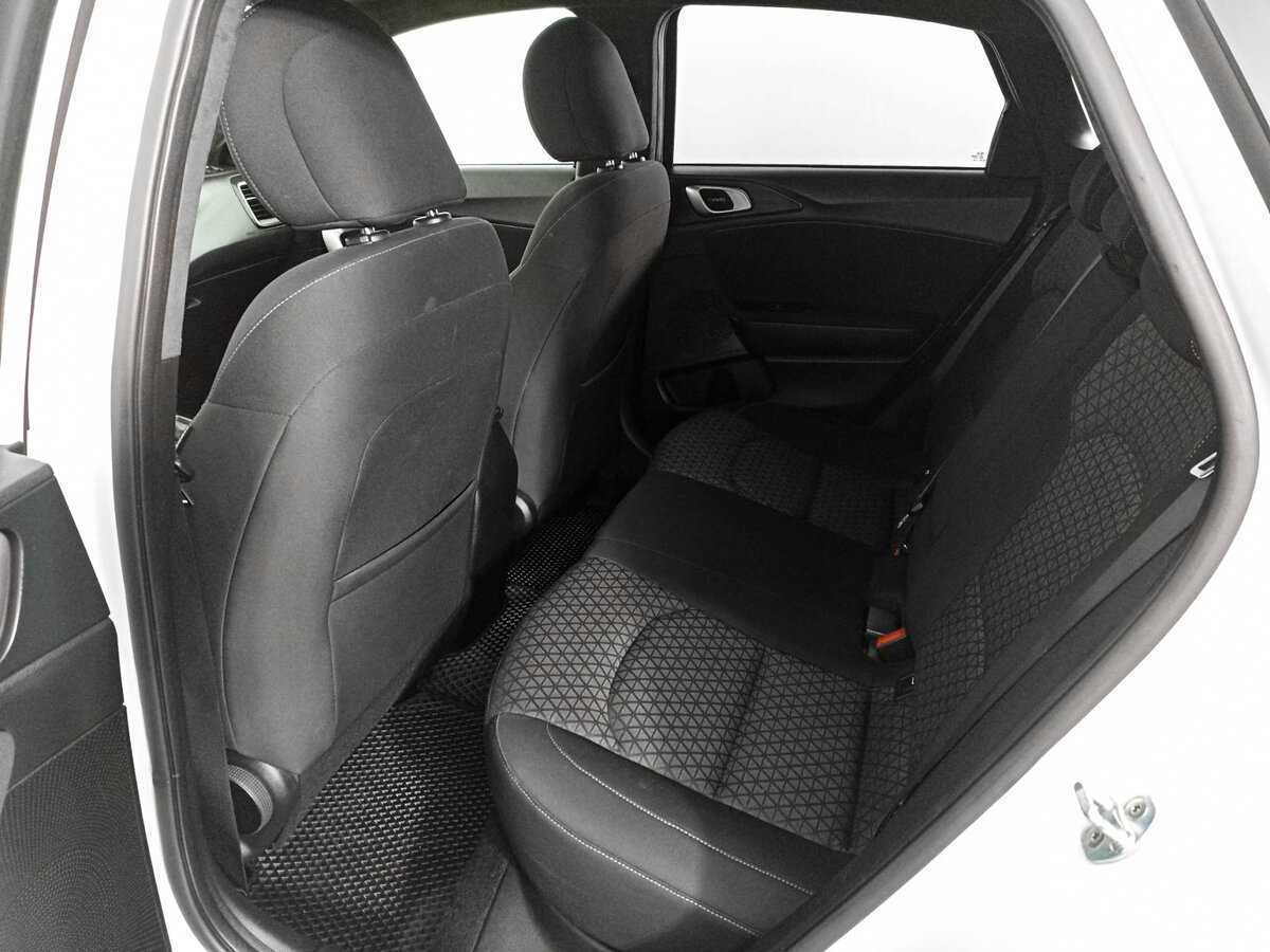 Kia Ceed, 2018 Фото №10