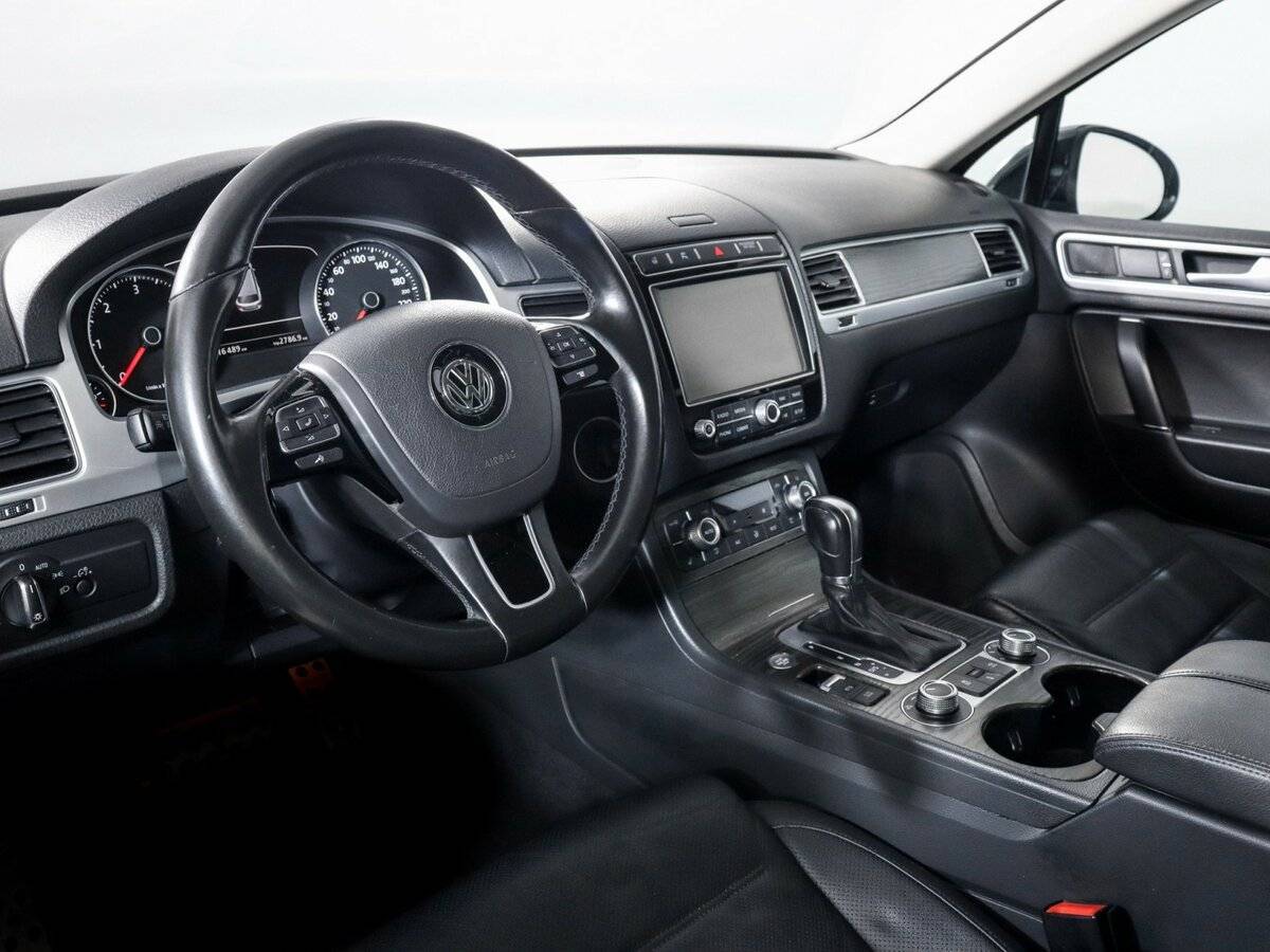 Volkswagen Touareg, 2015 Фото №13