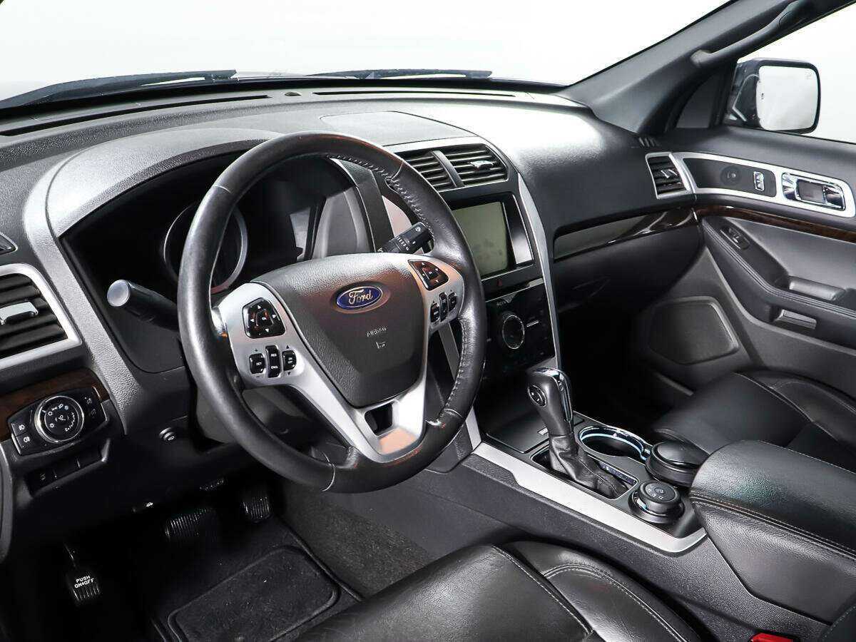 Ford Explorer, 2014 Фото №13