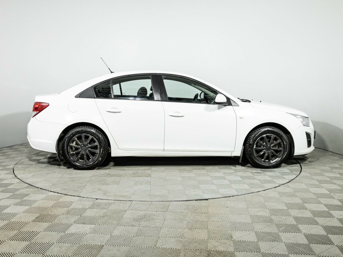 Chevrolet Cruze I Рестайлинг, 2013 Фото №4