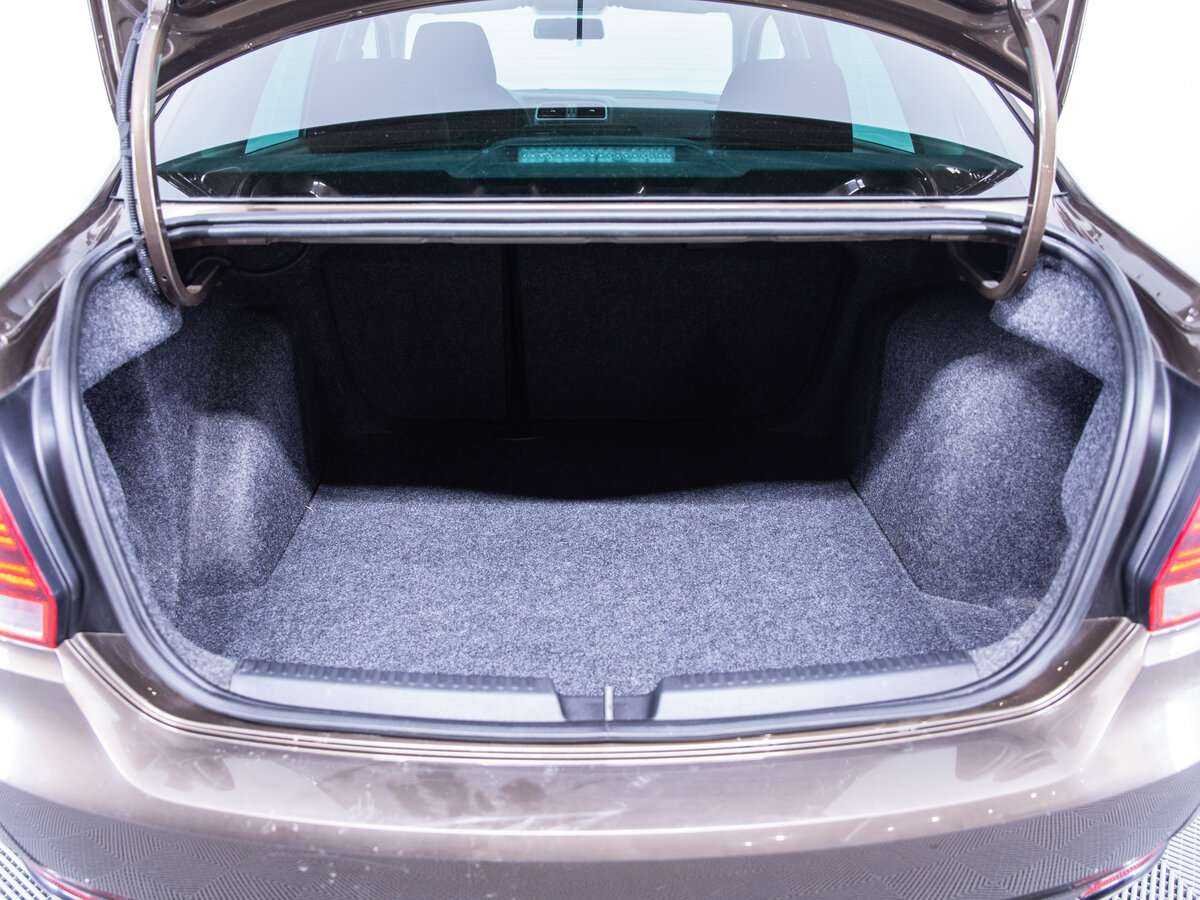 Volkswagen Polo, 2019 Фото №9