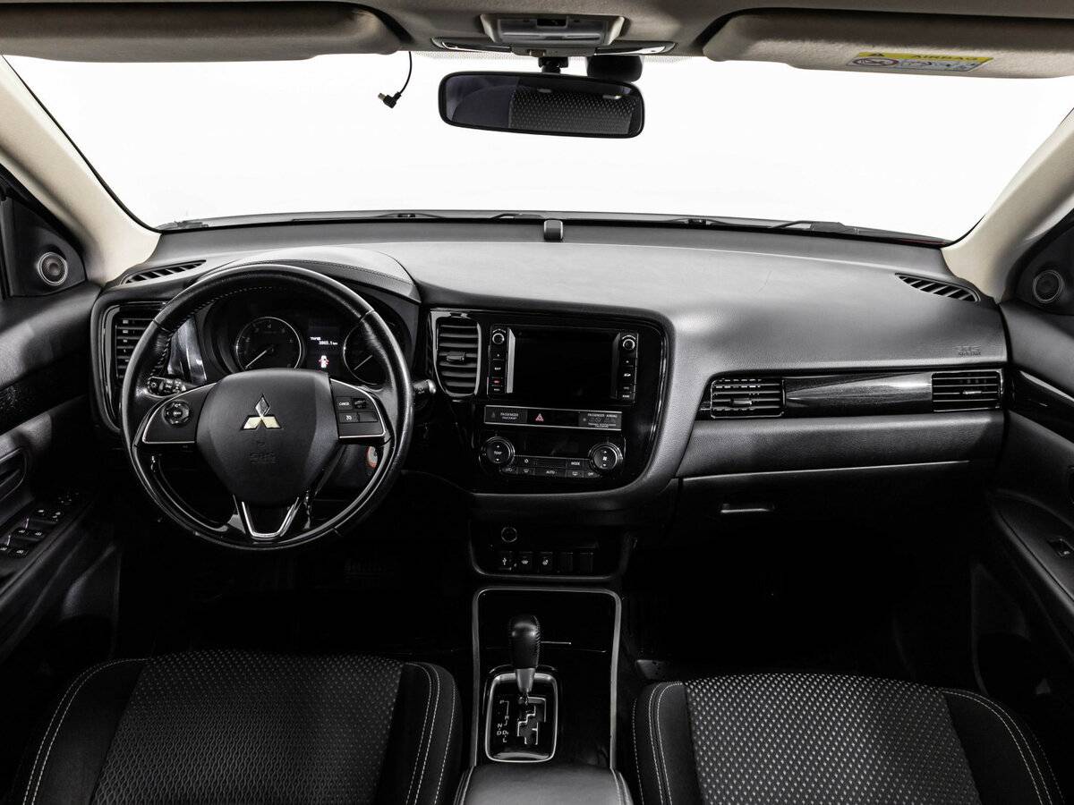 Mitsubishi Outlander III Рестайлинг 3, 2018 Фото №10