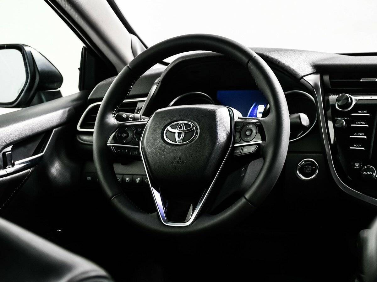 Toyota Camry, 2019 Фото №16