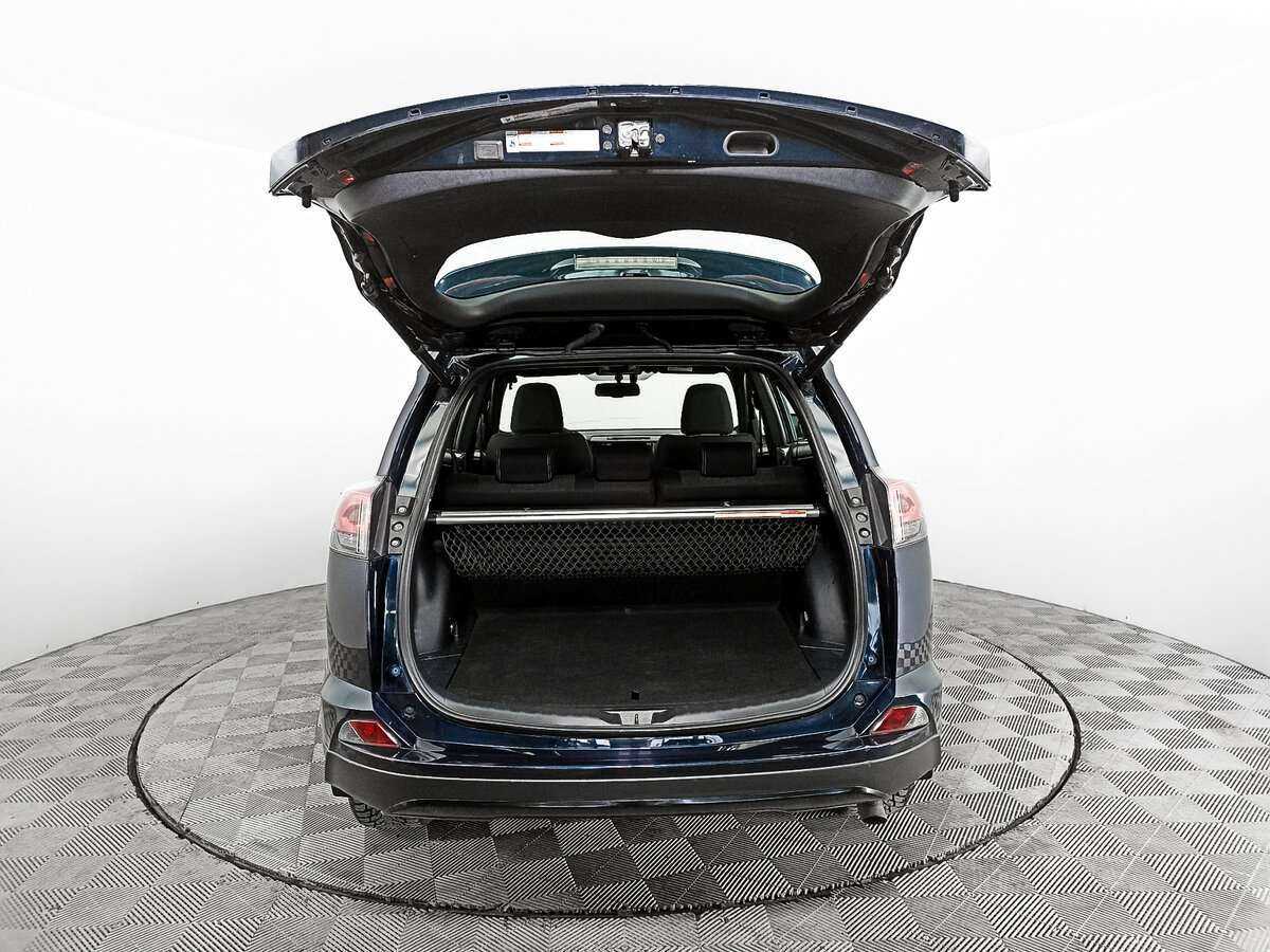 Toyota RAV4, 2019 Фото №10