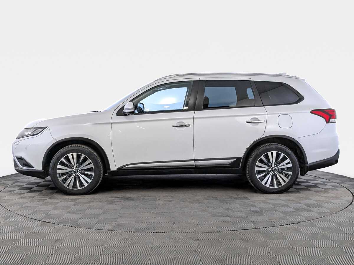Mitsubishi Outlander, 2021 Фото №8