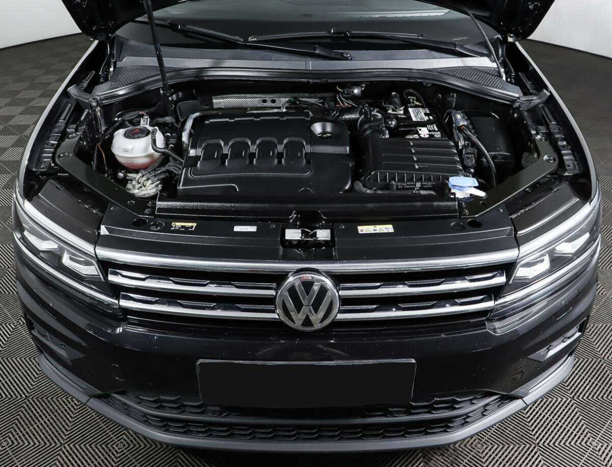 Volkswagen Tiguan, 2020 Фото №8