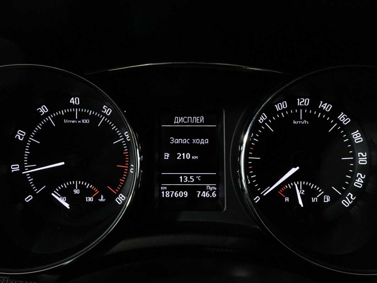 Skoda Superb DSG, 2014 Фото №12