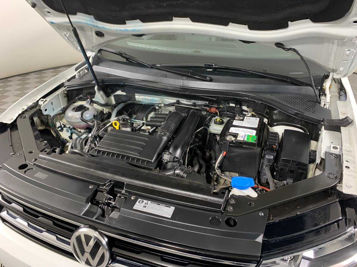 Volkswagen Tiguan, 2017 Фото №11