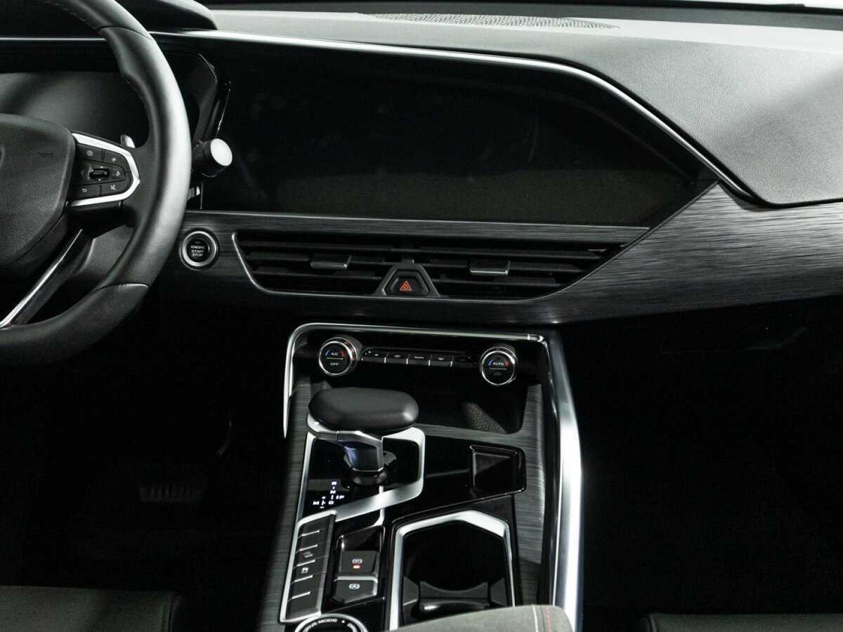 Geely Tugella, 2023 Фото №14