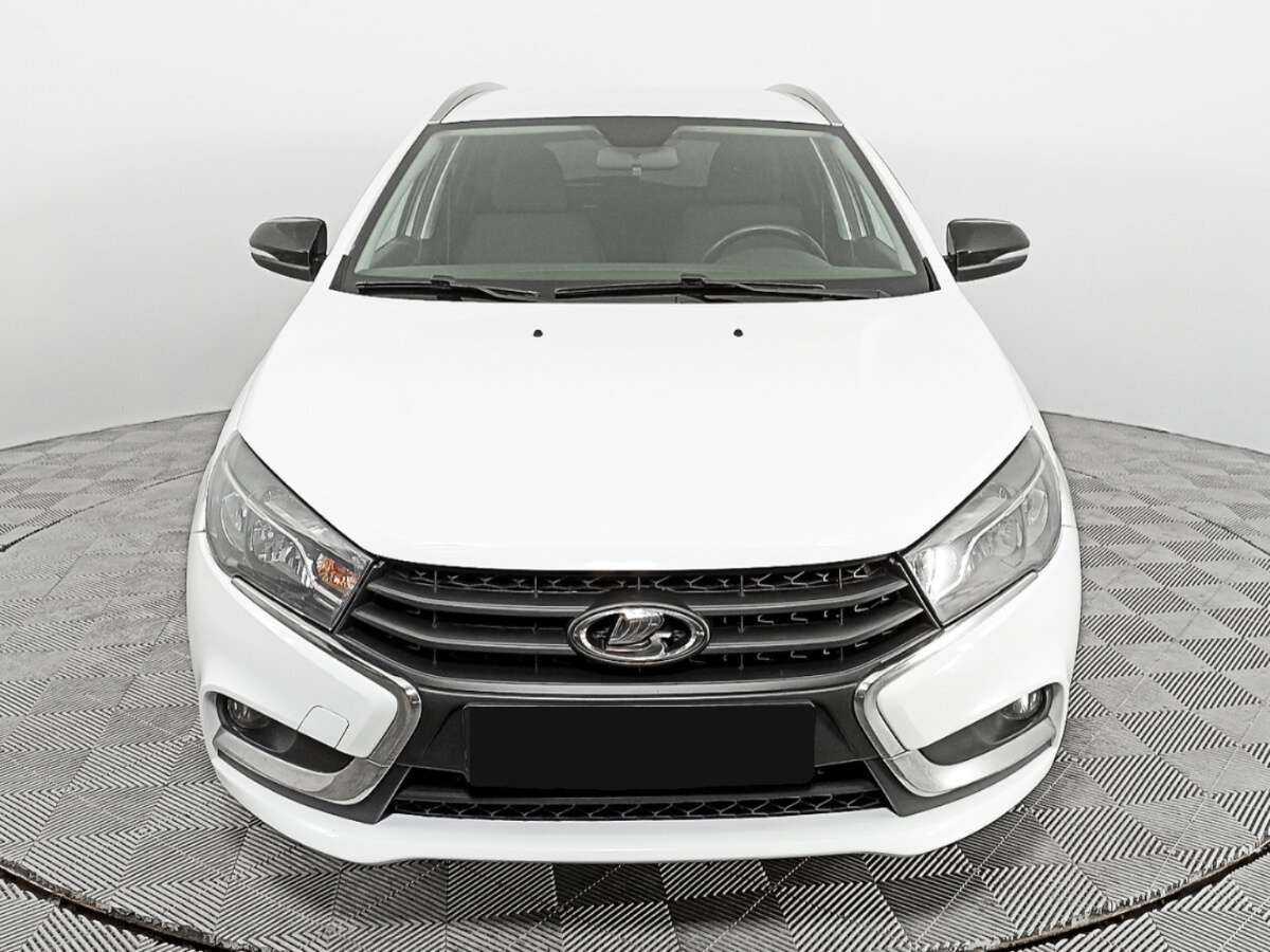 Lada (ВАЗ) Vesta SW, 2020 Фото №2