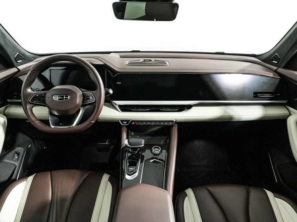 Geely Monjaro, 2022 Фото №13