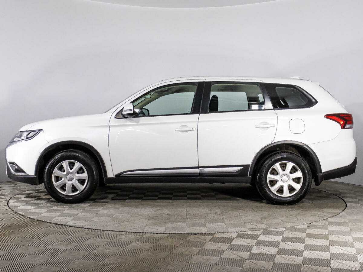 Mitsubishi Outlander, 2020 Фото №8