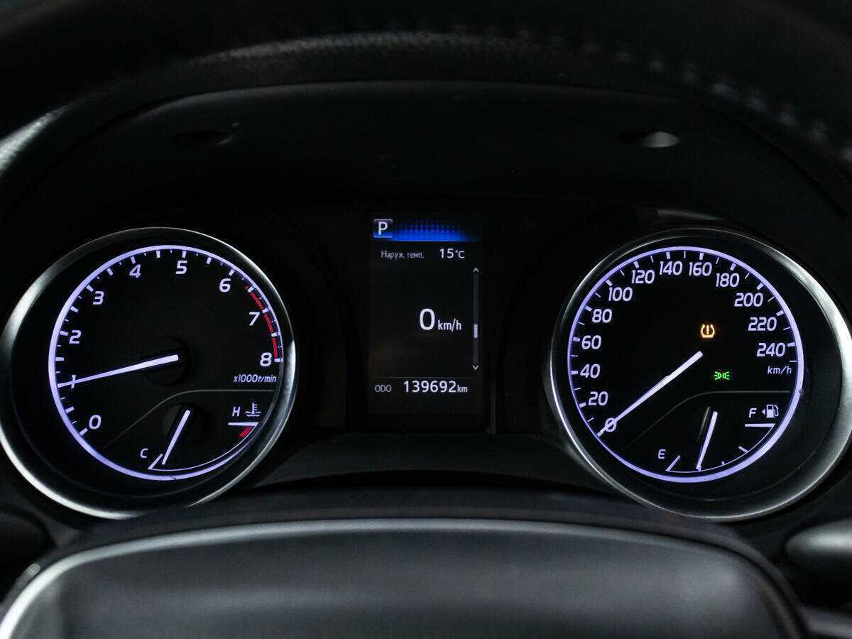 Toyota Camry, 2019 Фото №12