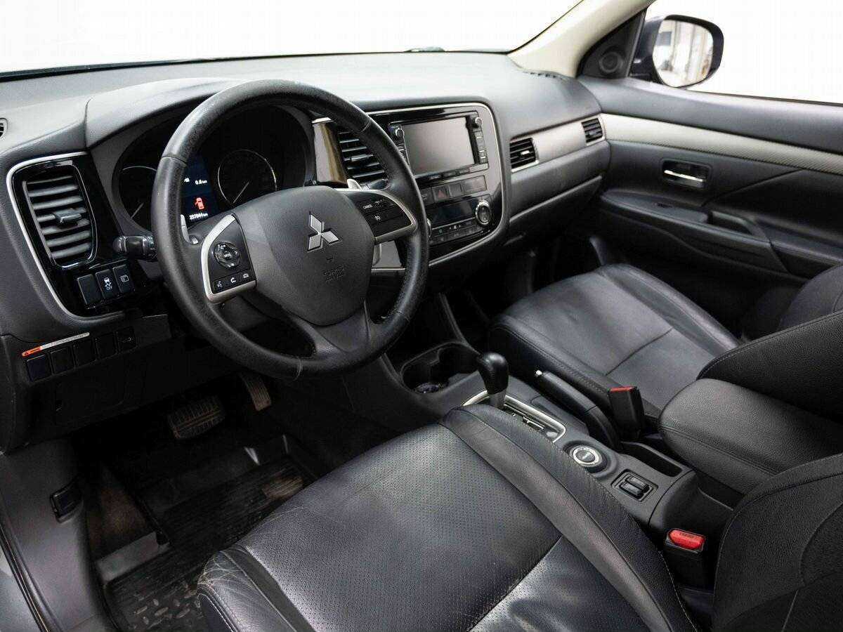 Mitsubishi Outlander, 2013 Фото №7