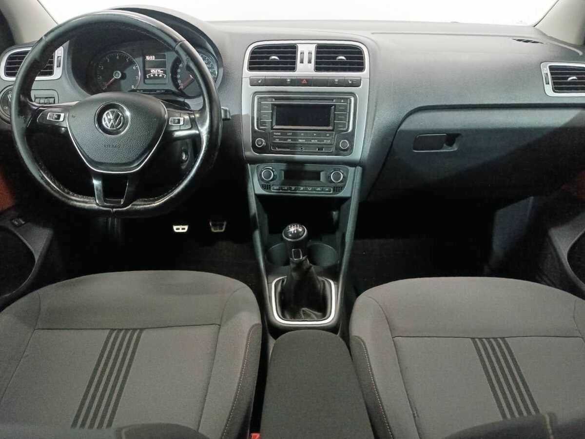 Volkswagen Polo, 2016 Фото №11