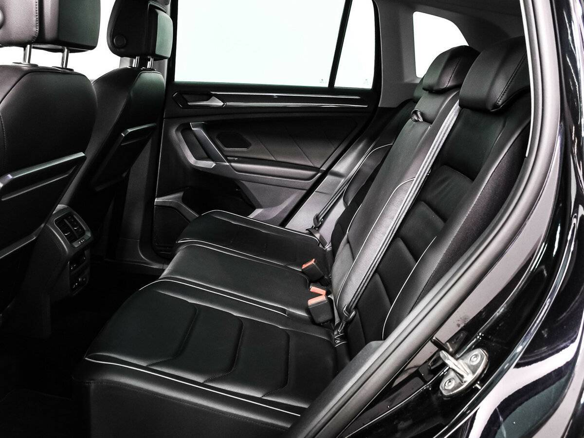 Volkswagen Tiguan, 2018 Фото №14