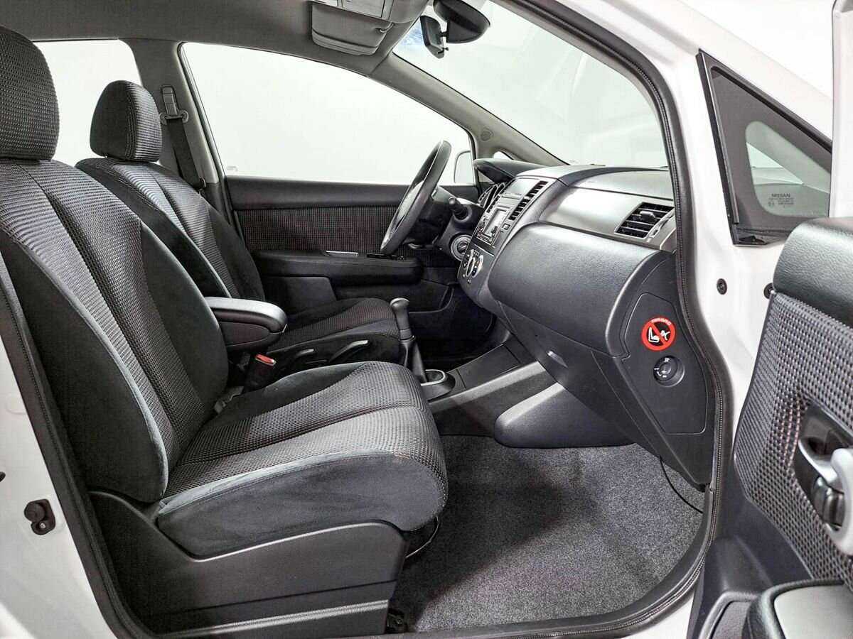 Nissan Tiida, 2012 Фото №9