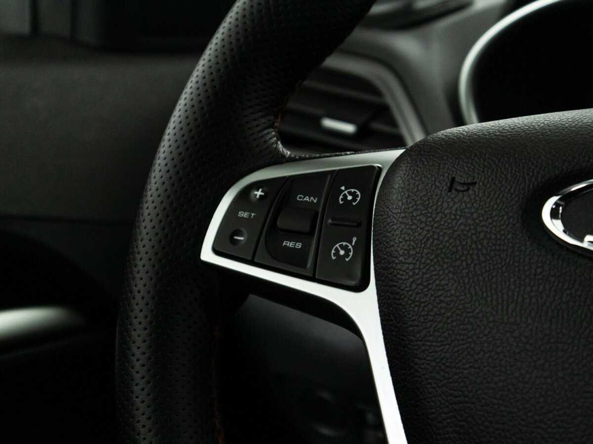 Lada (ВАЗ) Vesta SW, 2019 Фото №18