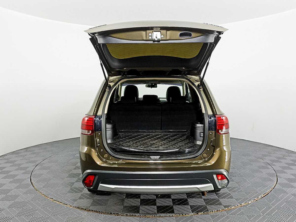 Mitsubishi Outlander, 2018 Фото №9