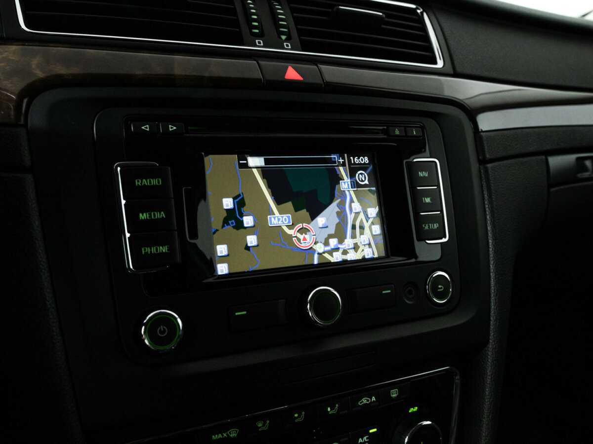 Skoda Superb, 2013 Фото №17