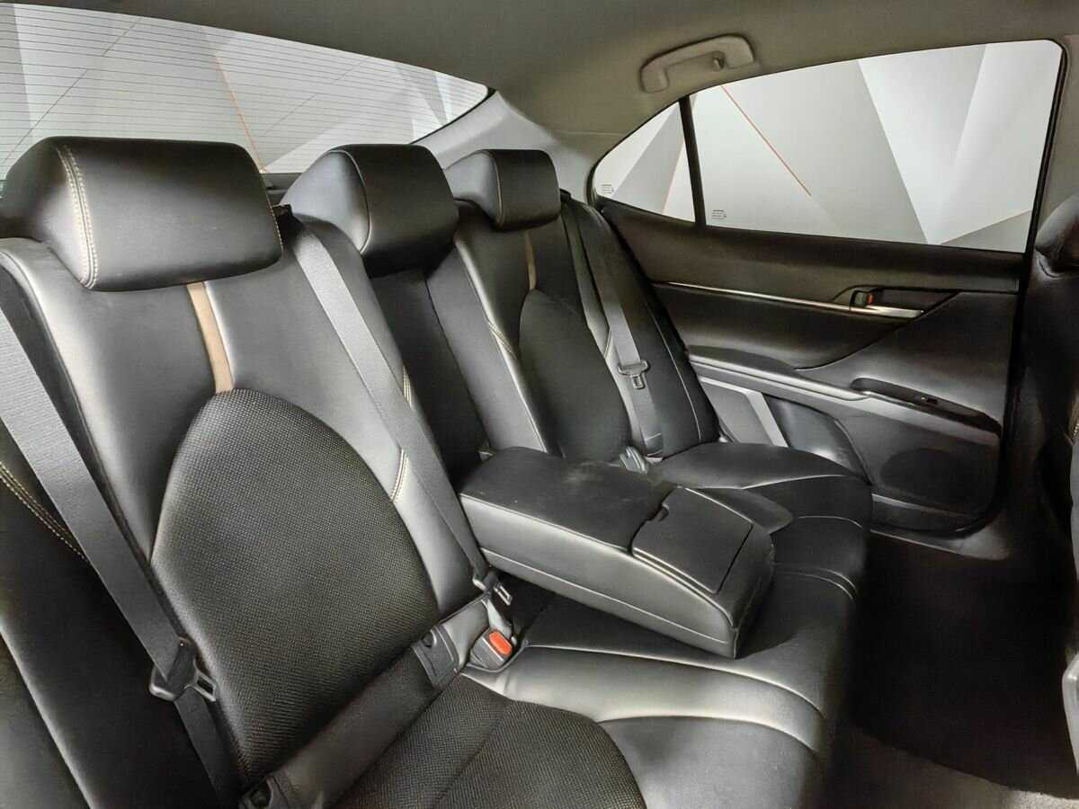 Toyota Camry, 2019 Фото №13