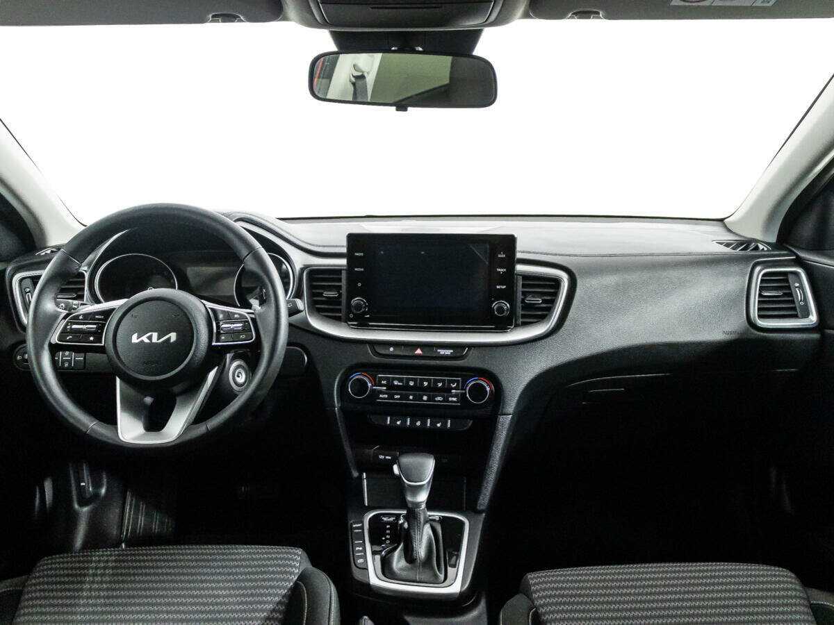 Kia Ceed, 2022 Фото №13