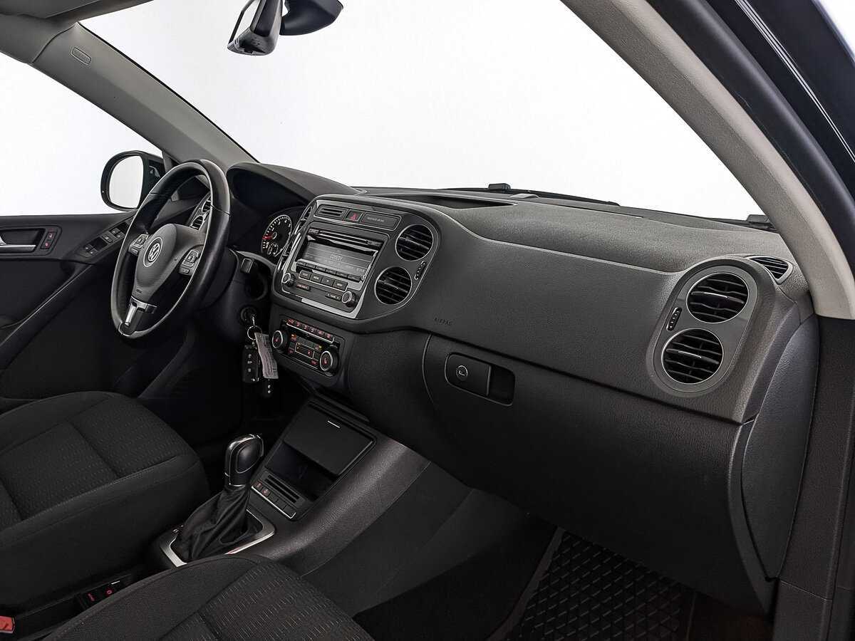 Volkswagen Tiguan, 2015 Фото №13