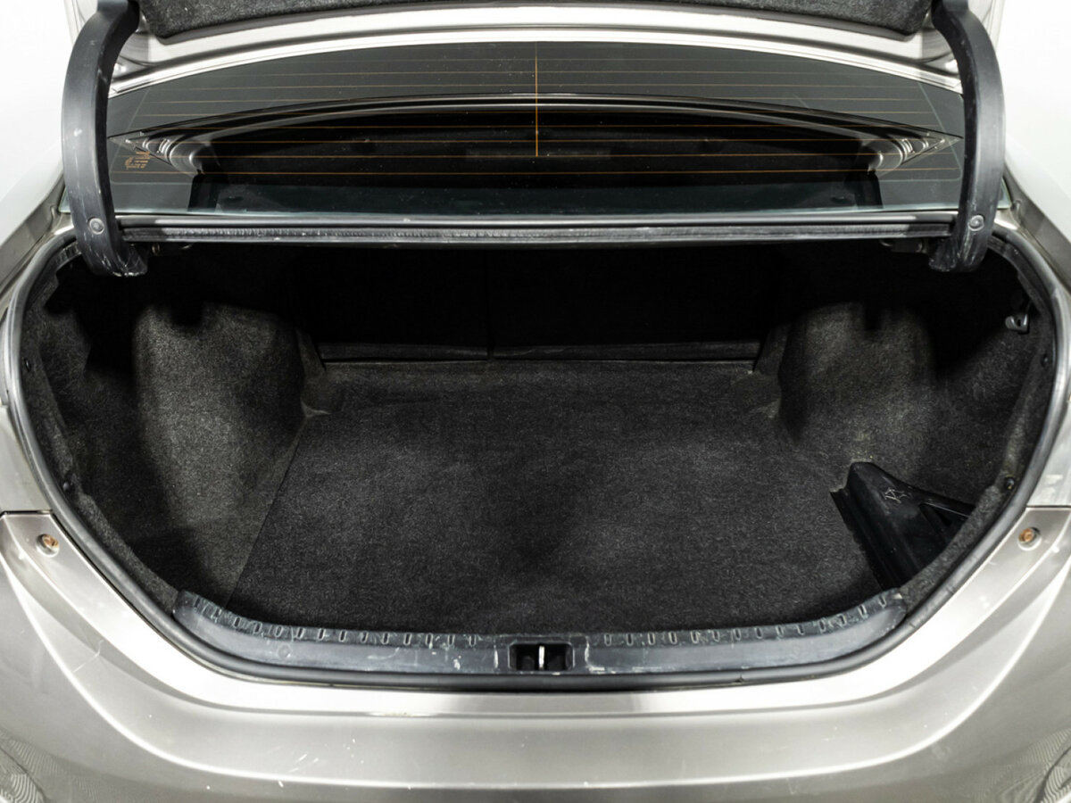 Toyota Corolla XI (E160, E170, E180), 2014 Фото №18