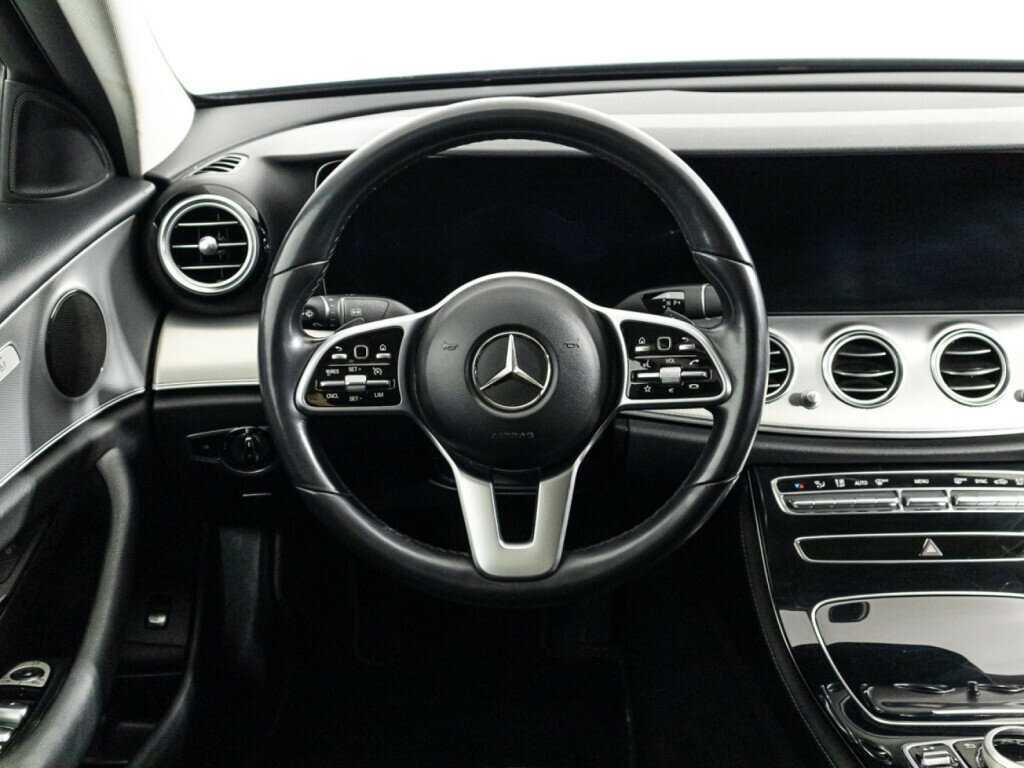 Mercedes-Benz E-Класс 200, 2018 Фото №21