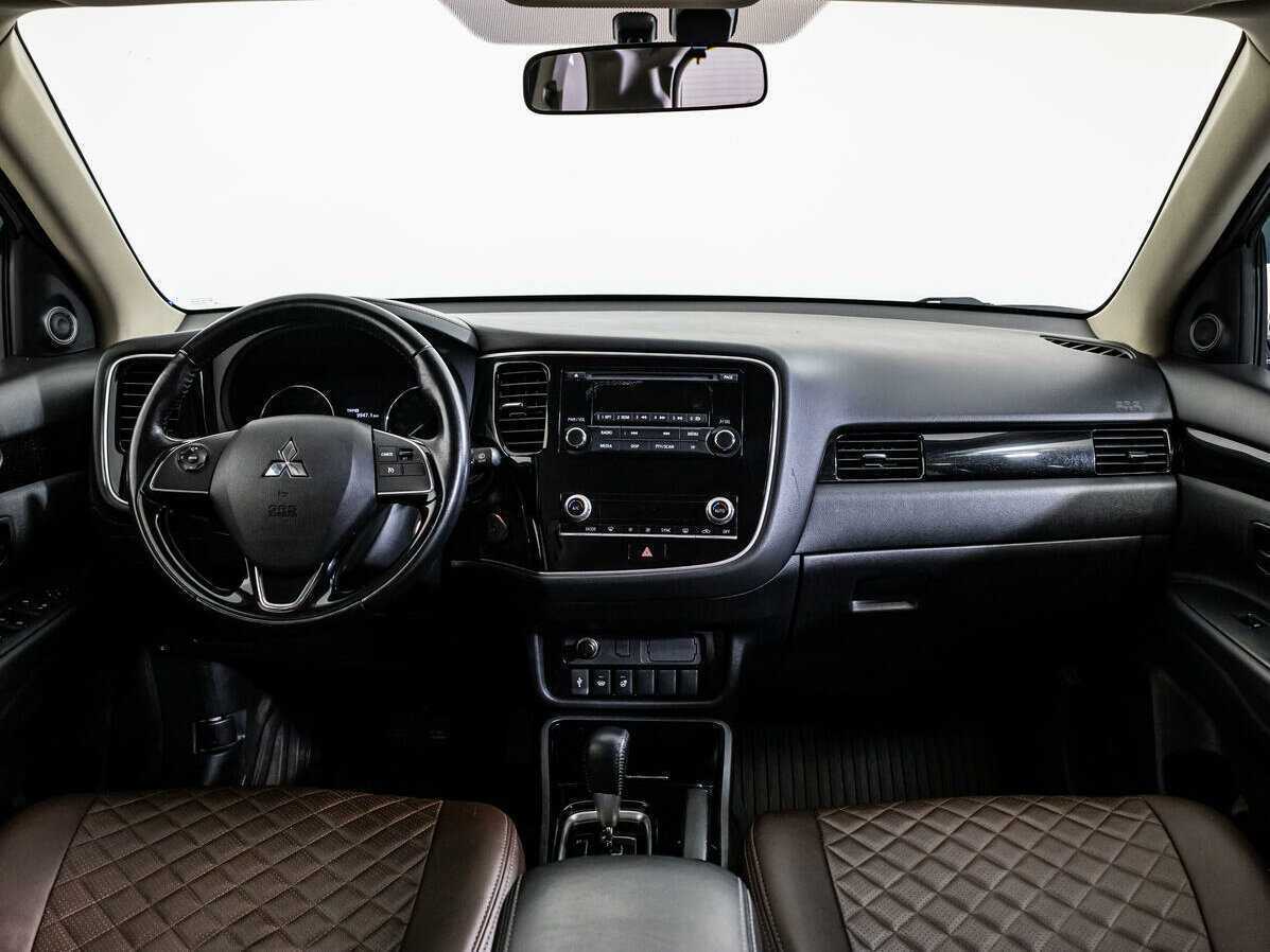 Mitsubishi Outlander, 2020 Фото №11