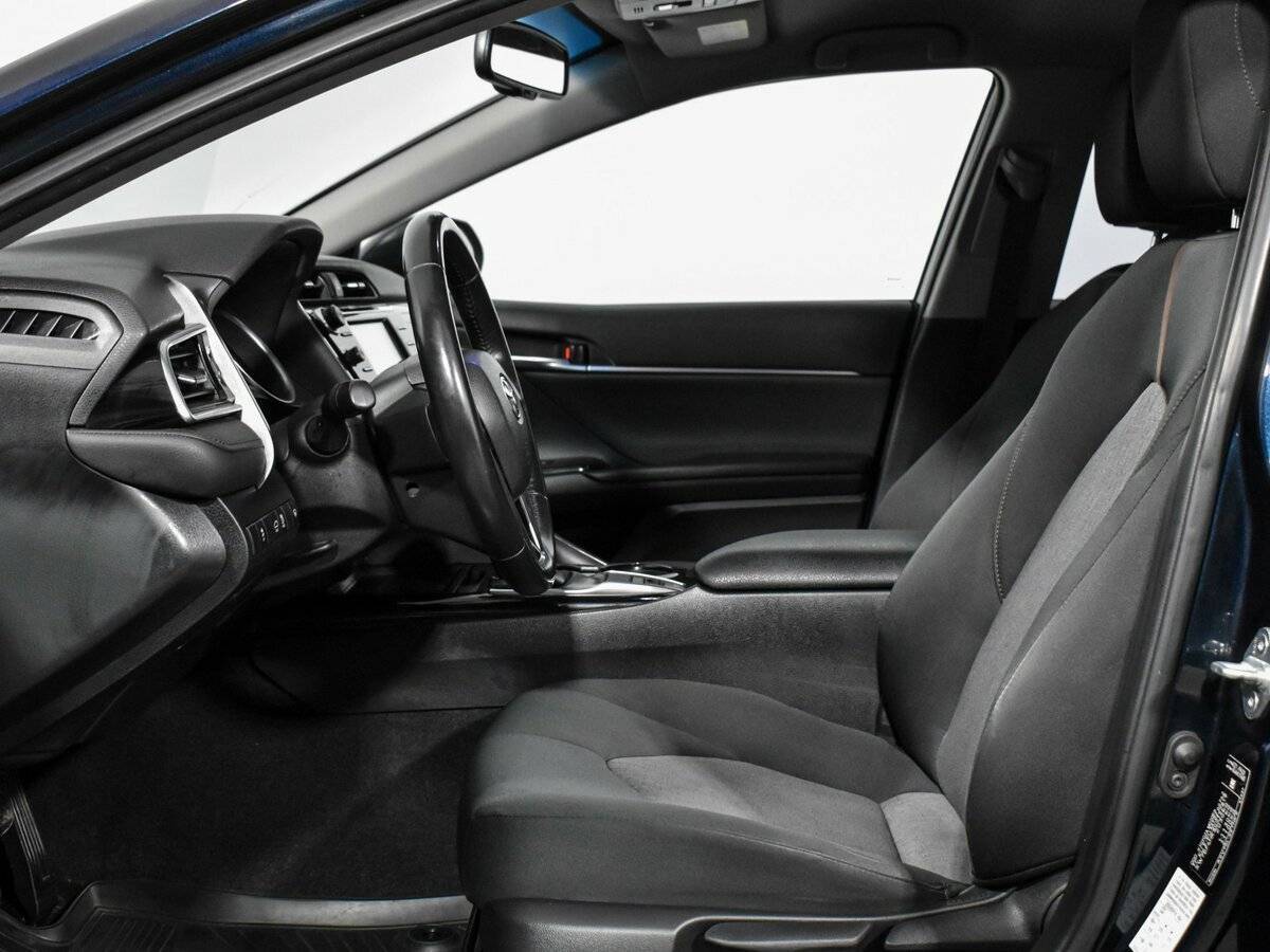 Toyota Camry, 2019 Фото №9