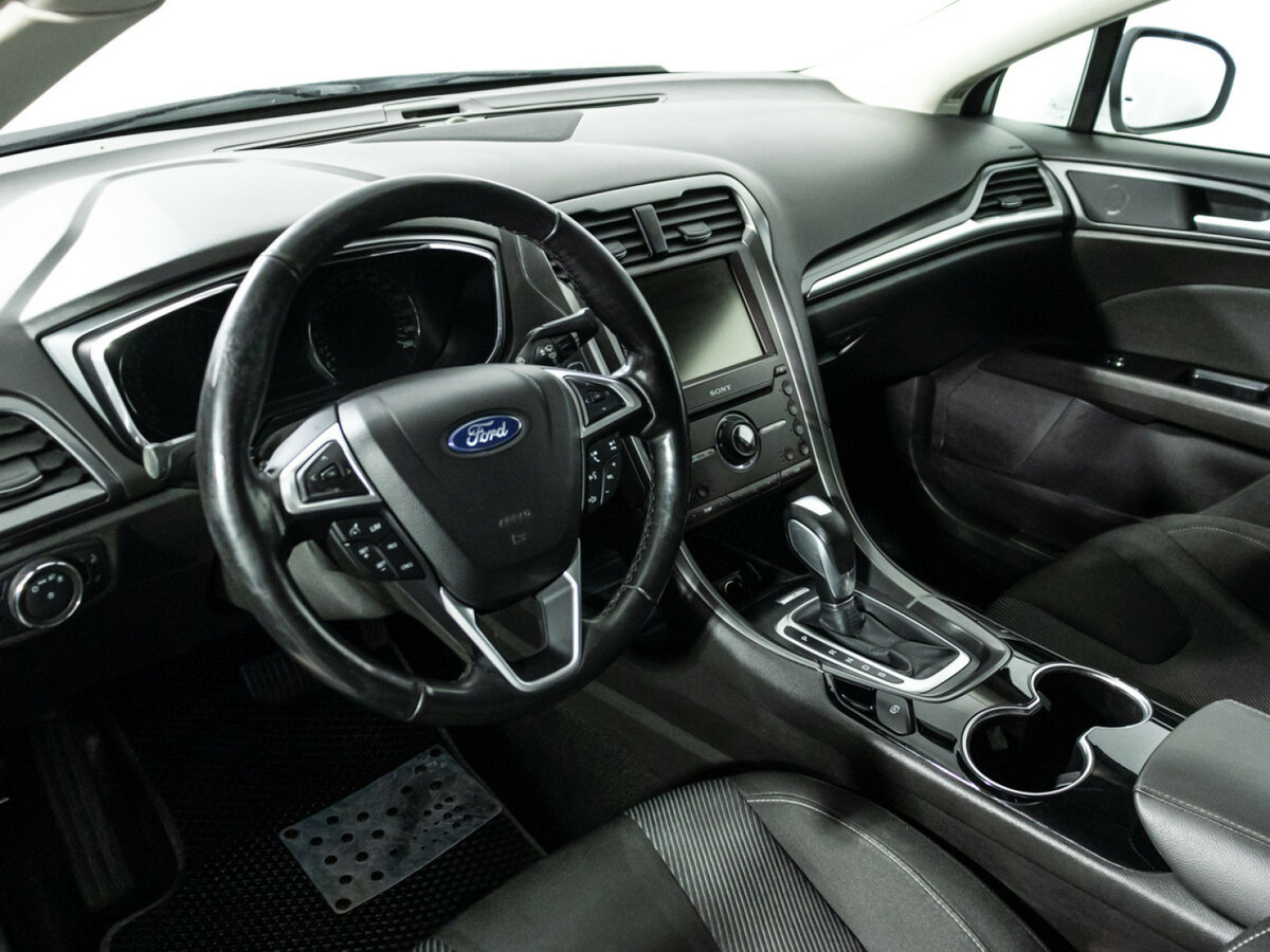 Ford Mondeo V, 2015 Фото №11