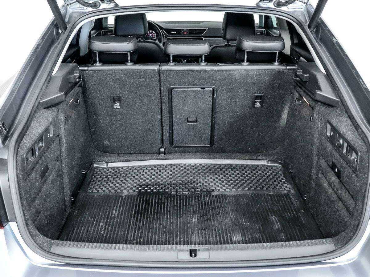 Skoda Superb, 2019 Фото №19