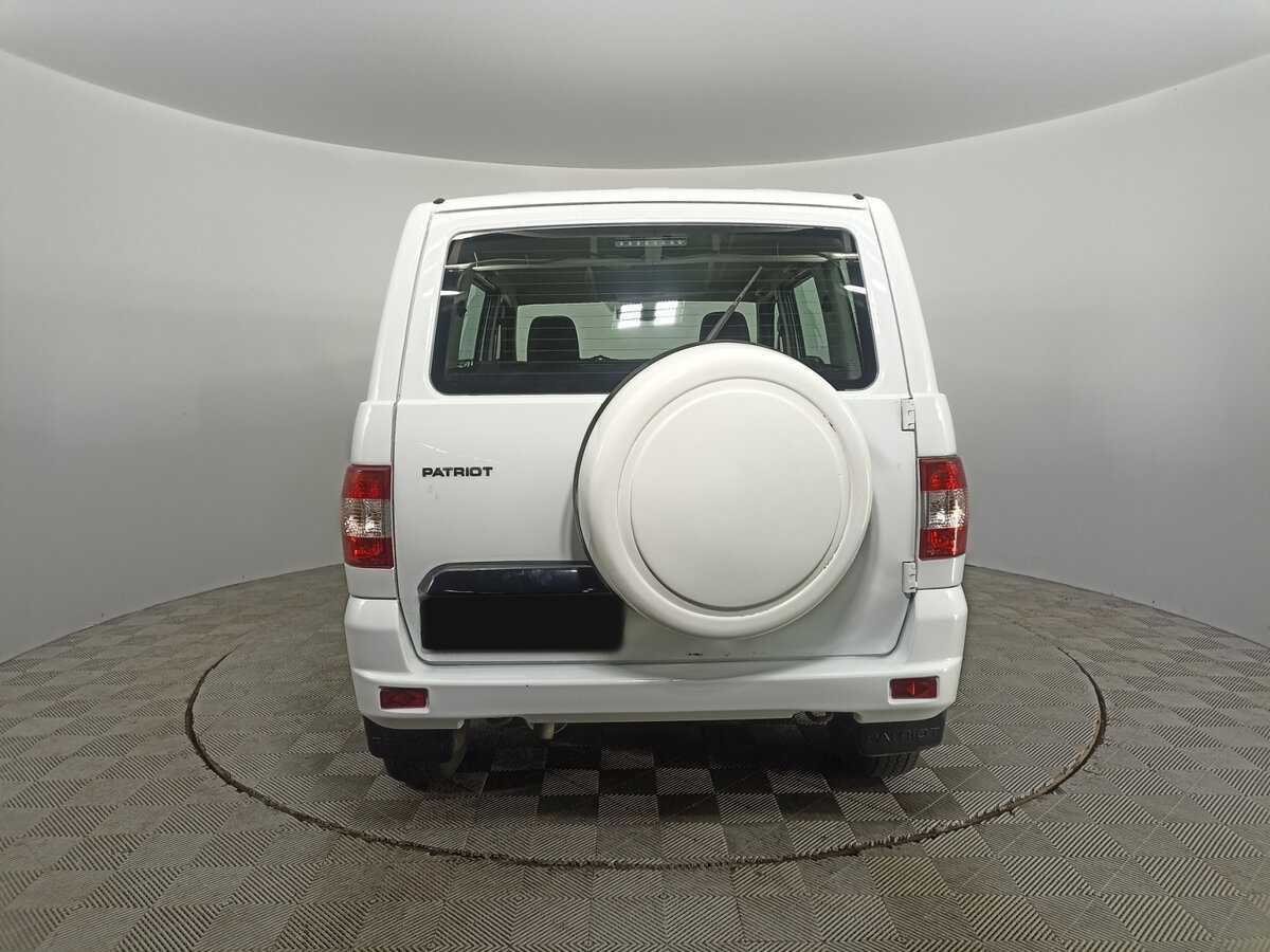 УАЗ Patriot, 2018 Фото №6
