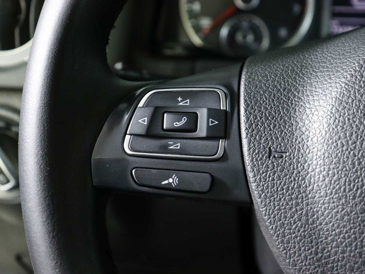 Volkswagen Tiguan, 2012 Фото №15