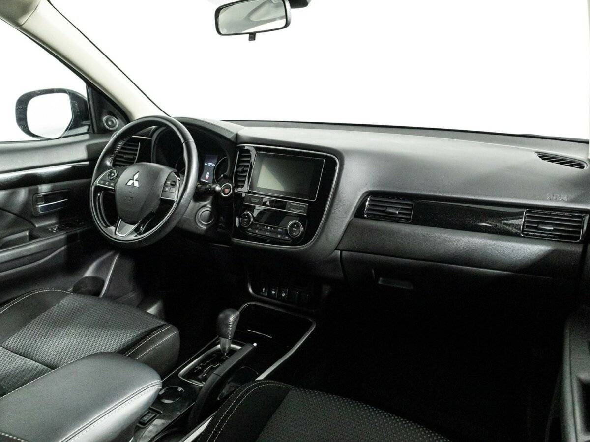 Mitsubishi Outlander, 2018 Фото №9