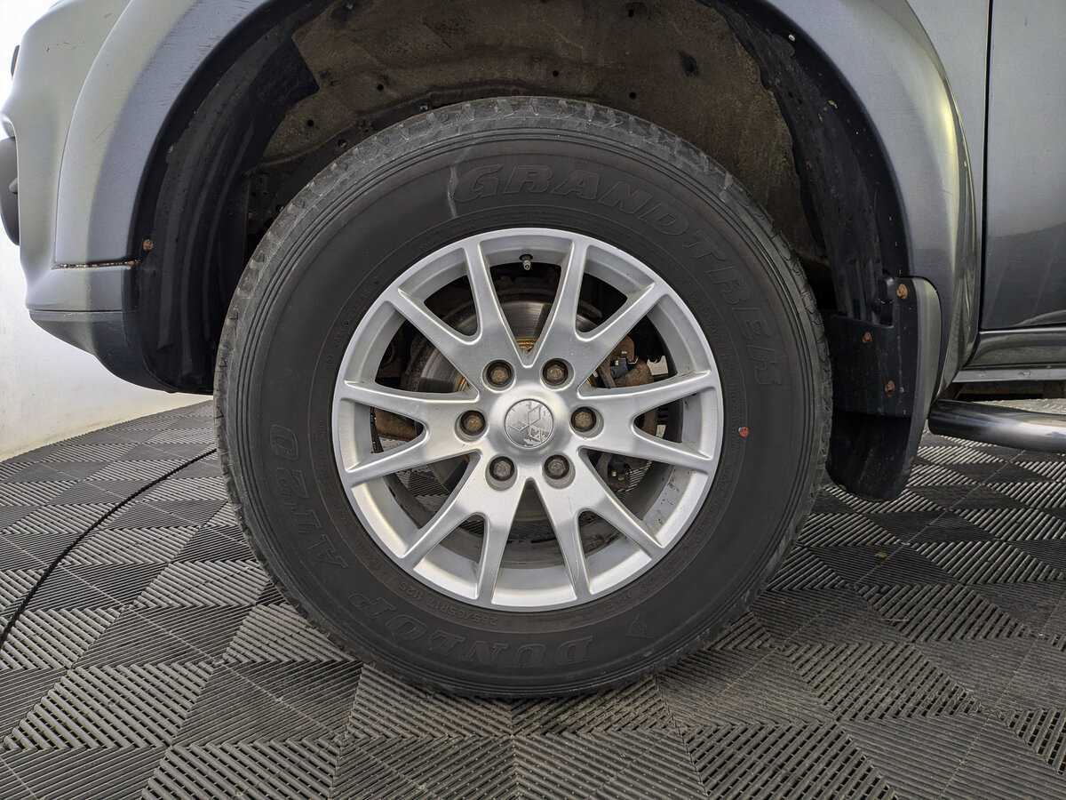 Mitsubishi Pajero Sport, 2013 Фото №12