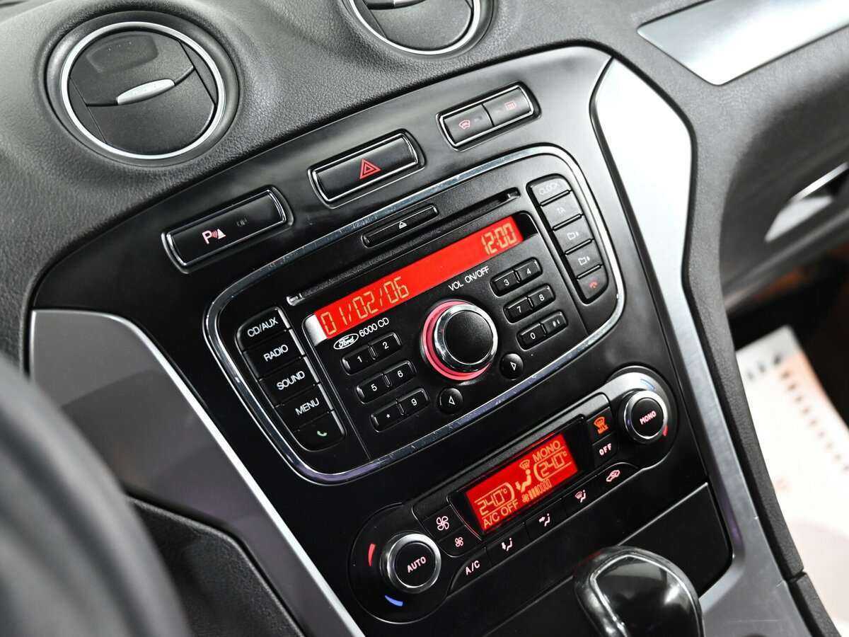 Ford Mondeo, 2013 Фото №5