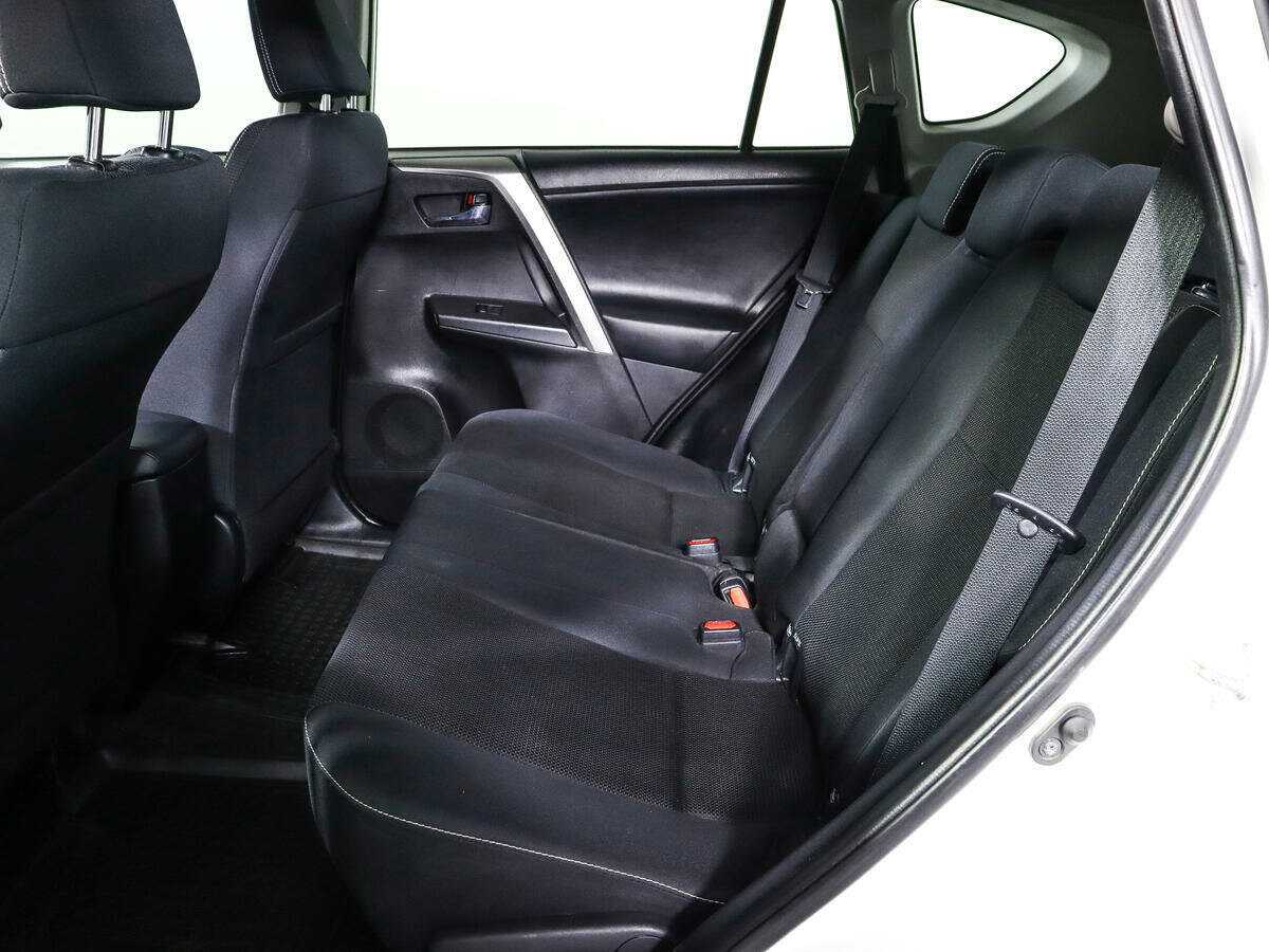 Toyota RAV4, 2016 Фото №8